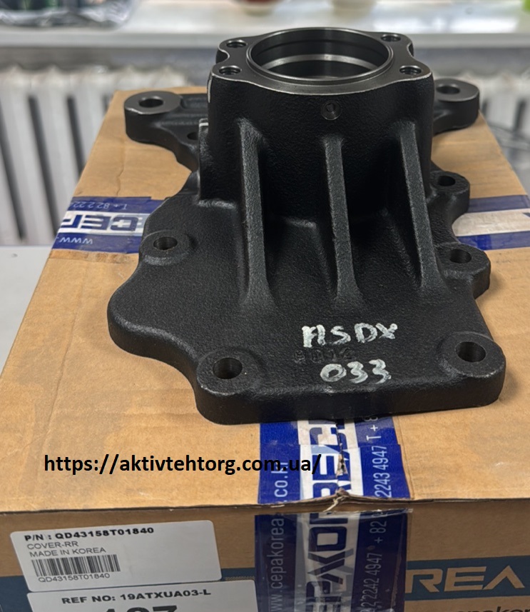 QD43158T01840 Кришка задня кпп 3,9 Є3
